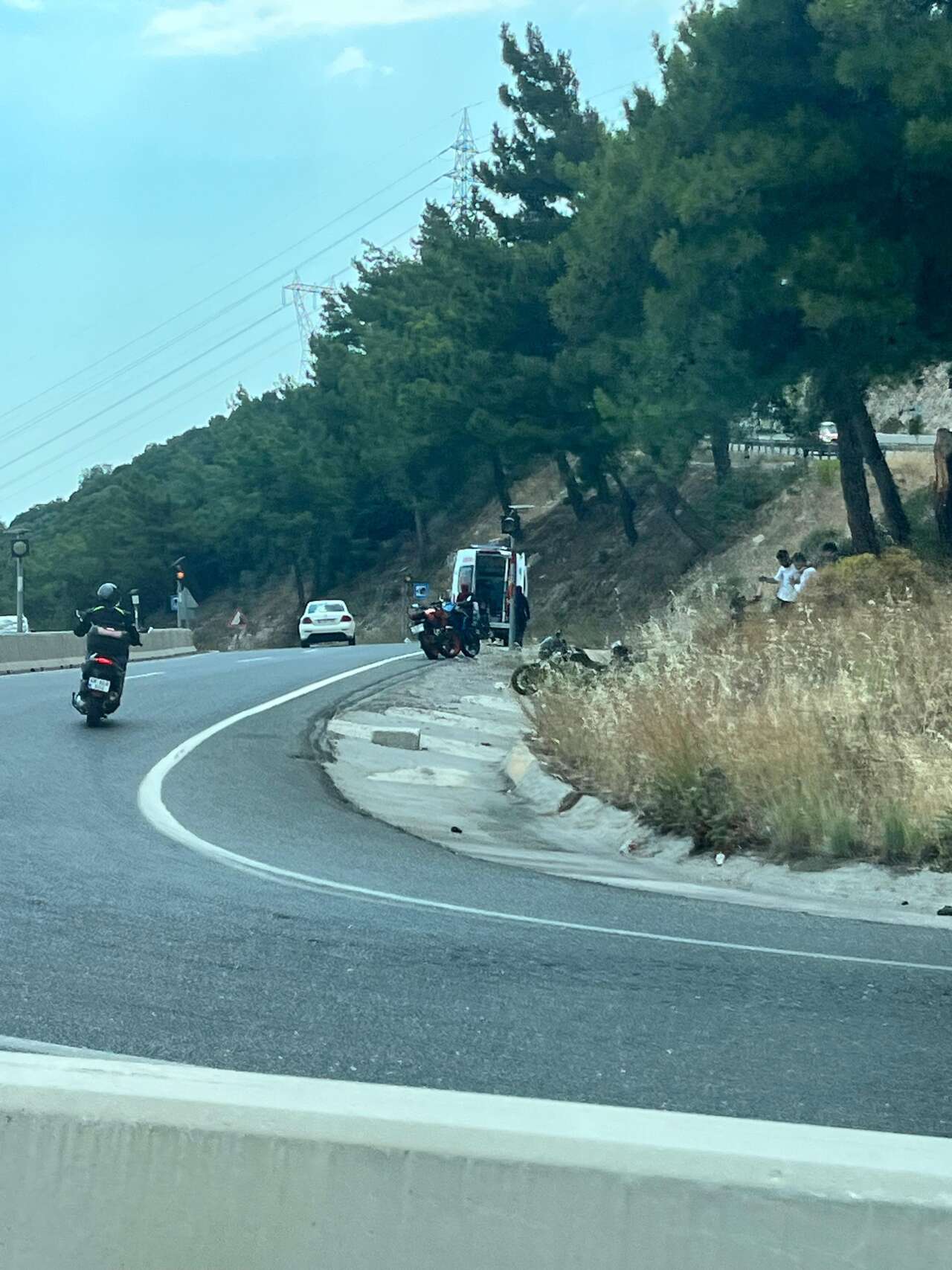 Sakar Geçidi'nde Motosiklet Kazası: Sürücü Hafif Yaralandı 2